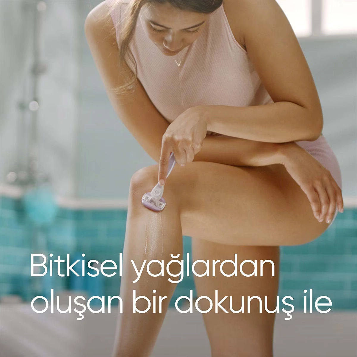 Gillette Venus, Comfortglide Breeze Tıraş Makinesi + 2 Adet Yedek Başlık