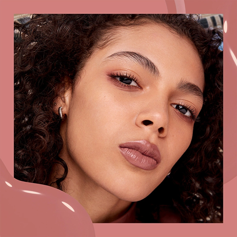 Maybelline New York, Super Stay Vinyl Ink, Likit Parlak Ruj - 120 Punchy