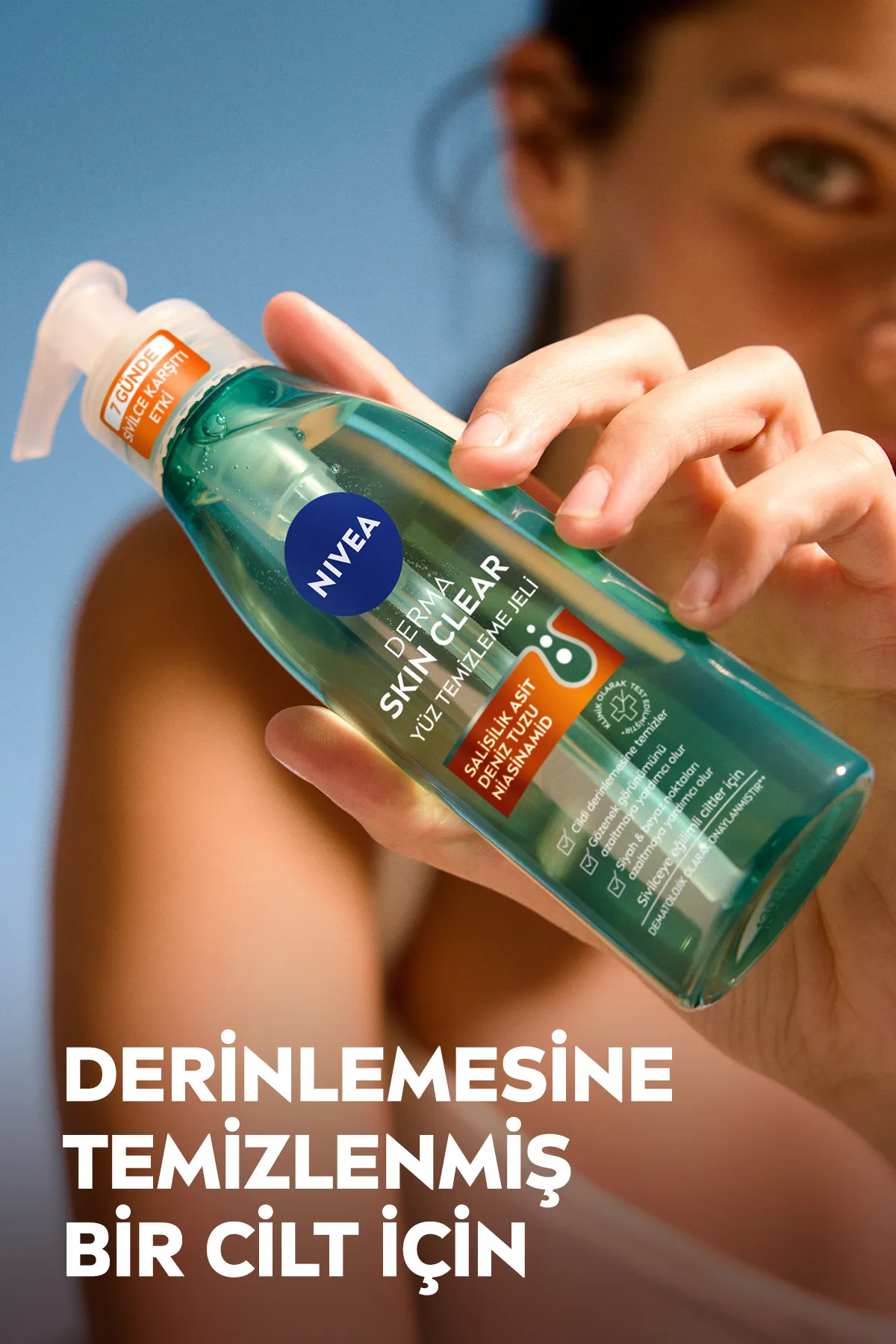 NIVEA, Skin Clear, Yüz Temizleme Jeli 150 ml + Derma Skin Clear, Sivilce Karşıtı Tonik 200 ml