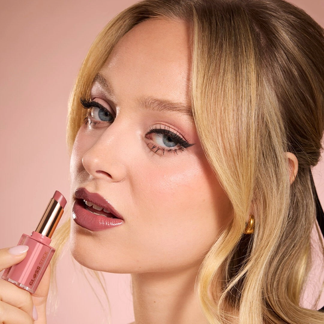 Revolution, Pout Lip Gloss Stick, Creme Brulee Mauve
